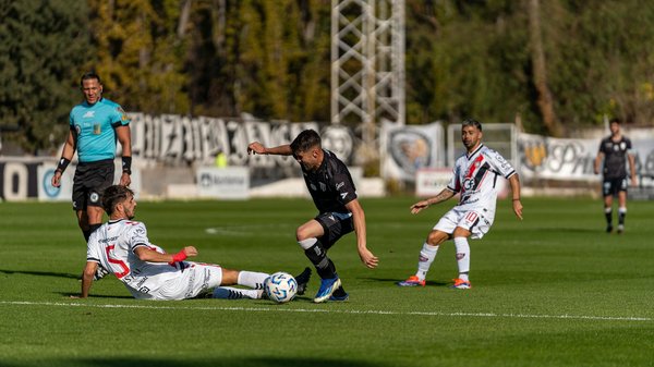 How can you create a traditional Welsh rarebit at home?